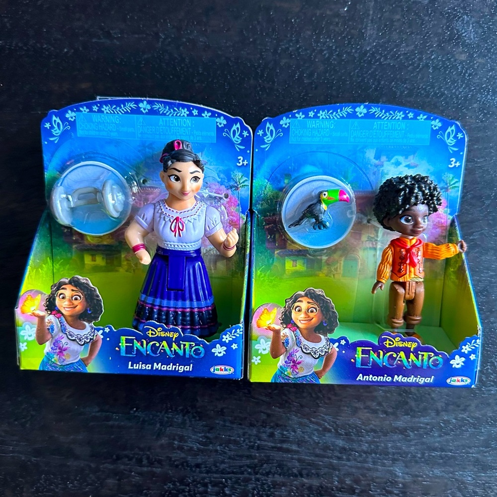 JAKKS Encanto Figures - Luisa & Antonio